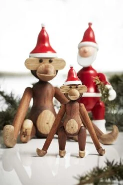 Kay Bojesen Bonnet Du Père Noël Pour Wooden Monkey, Mini -Vitra Soldes 2024 KB 39236 39237 39430 01